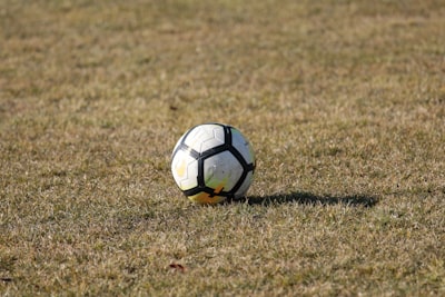 مشاهدةمباراةالزمالكوبيراميدزبثمباشرالاسطورة